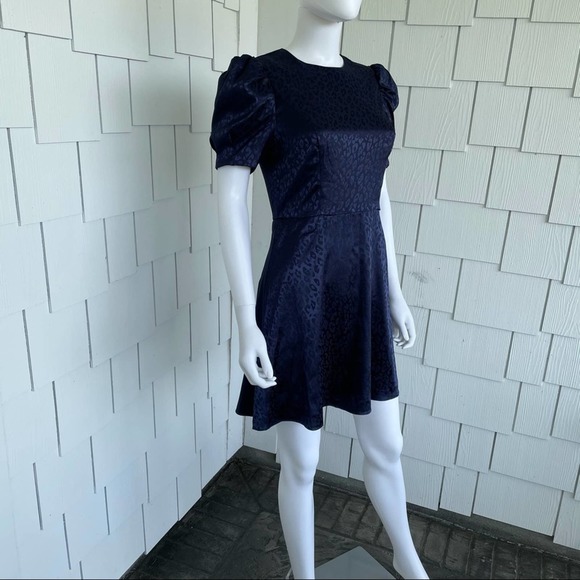 AQUA for BLOOMINGDALE'S Women's Navy Tonal Leopard Print Short Sleeve Dress sz S - Picture 2 of 6